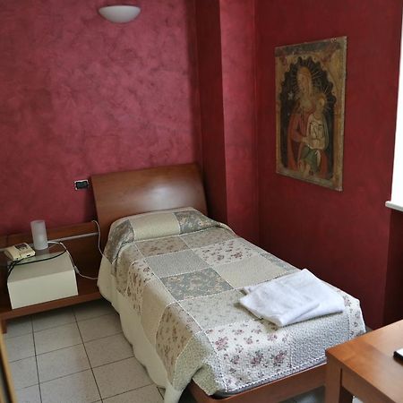Albergo Giardinetto Scanzorosciate Eksteriør billede